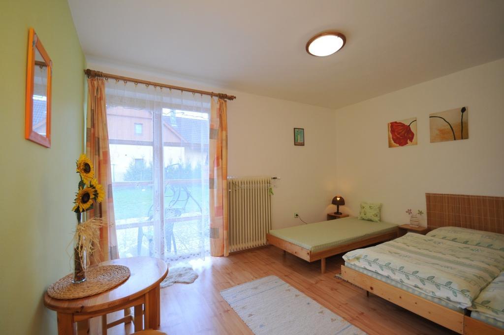 Katka a Martin samostatný apartmán s vlastným vchodom Liptovský Mikuláš Habitación foto